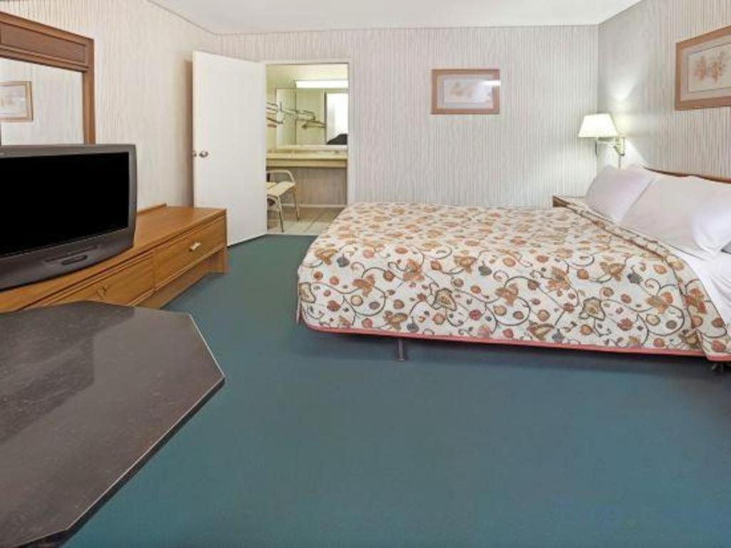 Knights Inn South Houston Tx Екстериор снимка