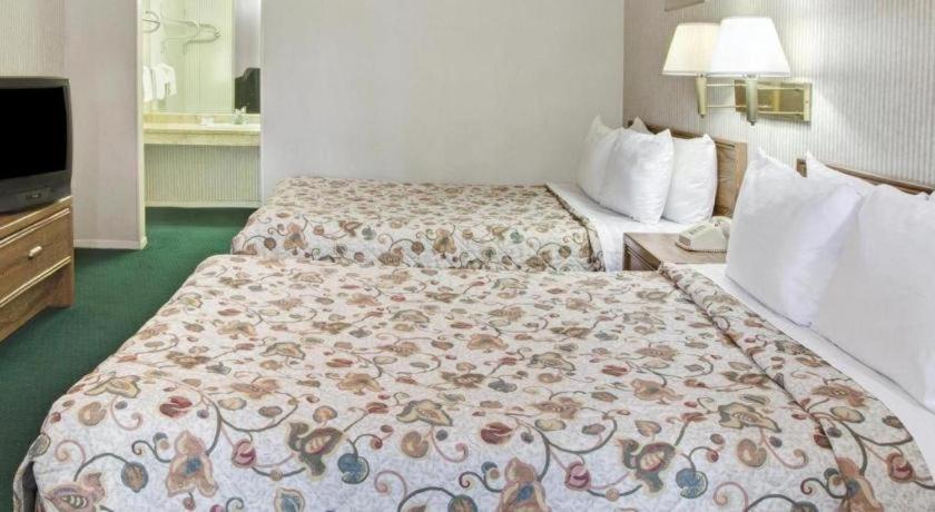 Knights Inn South Houston Tx Екстериор снимка