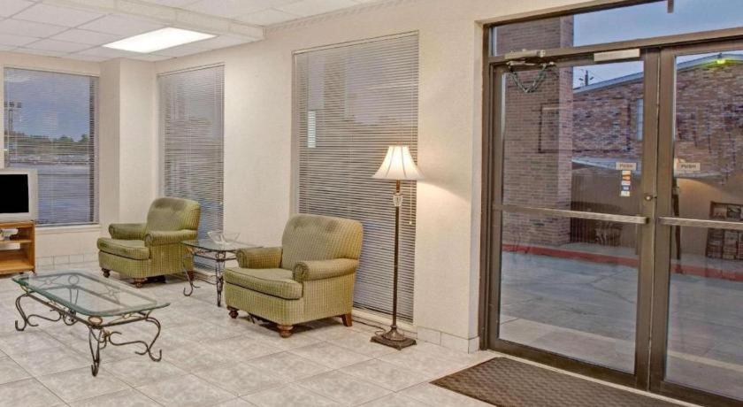 Knights Inn South Houston Tx Екстериор снимка